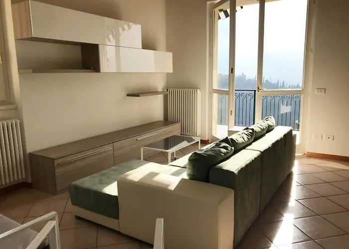 The Pearl - With Terrace